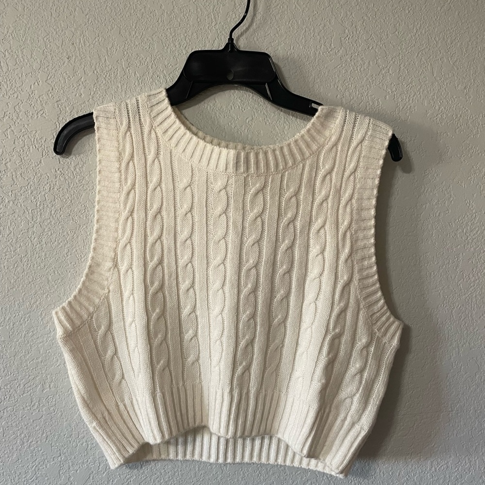 H&M Cropped Sweater Vest